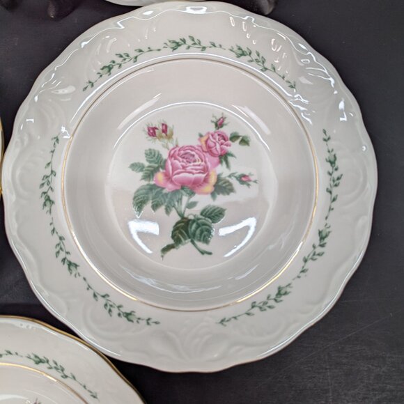 Gibson Designs Victorian Rose Replacement 3 Soup Bowls Gold Trim and 2 Saucers - Picture 5 of 13